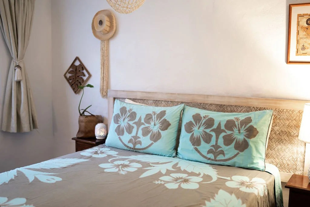 'Nikao' Taupe with Tosca Hibiscus Tivaevae Duvet or Bed Cover