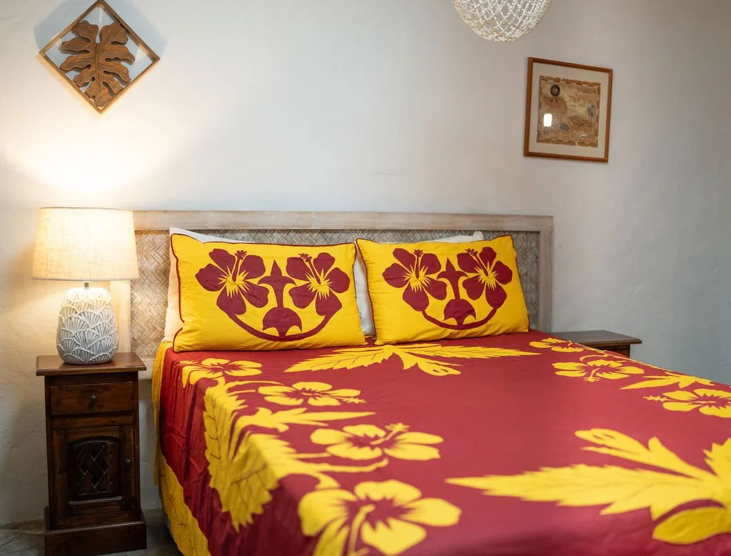 'Nikao' Red with Yellow Hibiscus Tivaevae Bed Cover