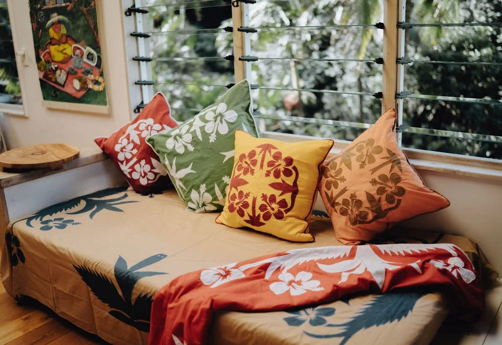 "Nikao" design cushion cover Palm green with white hibisus
