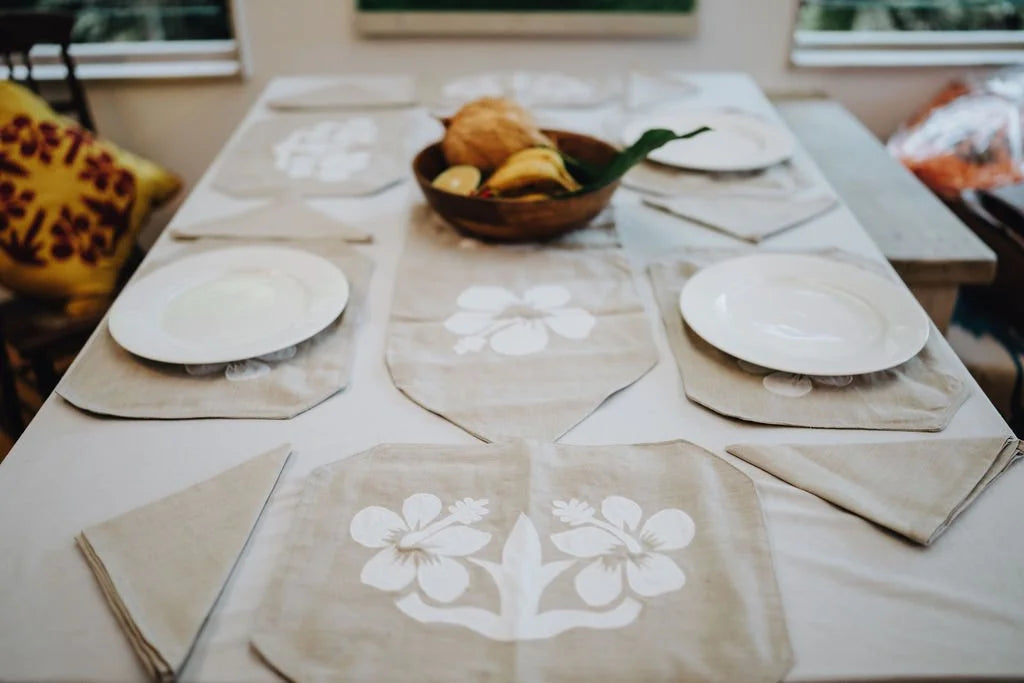 Linen table runner