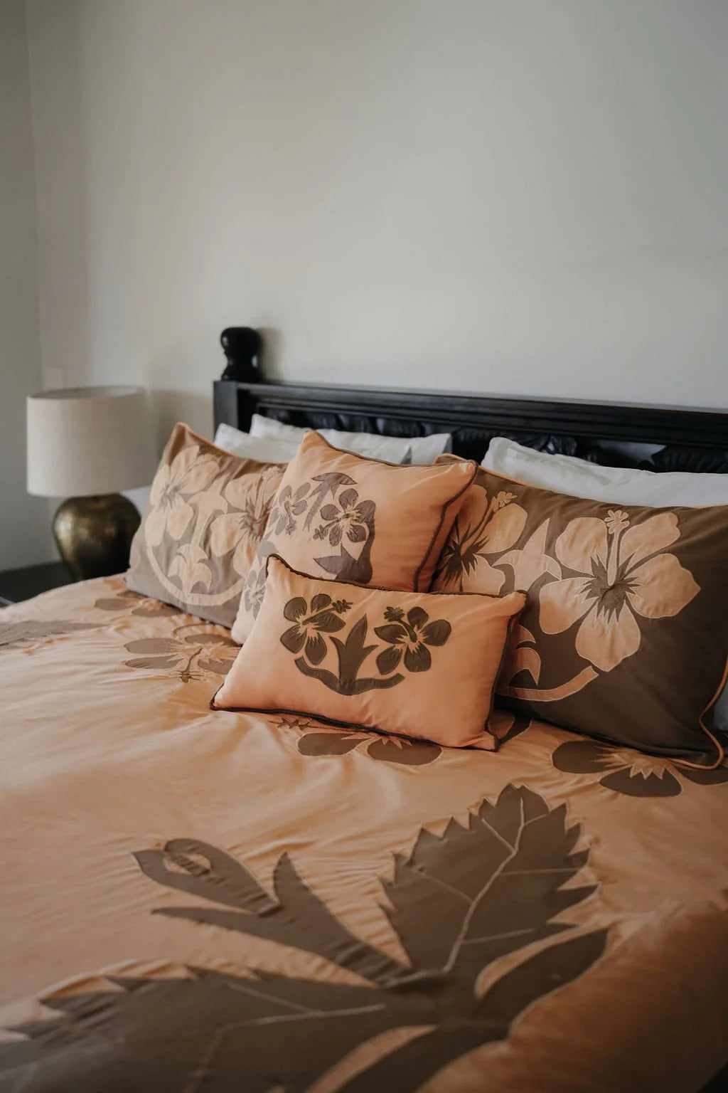 "Nikao" design cushion cover orange with brown hibiscus