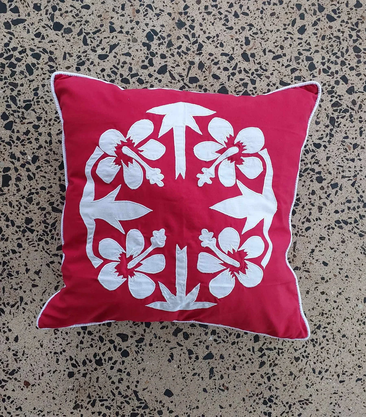 'Nikao' design Hibiscus Cushion Covers Red with white