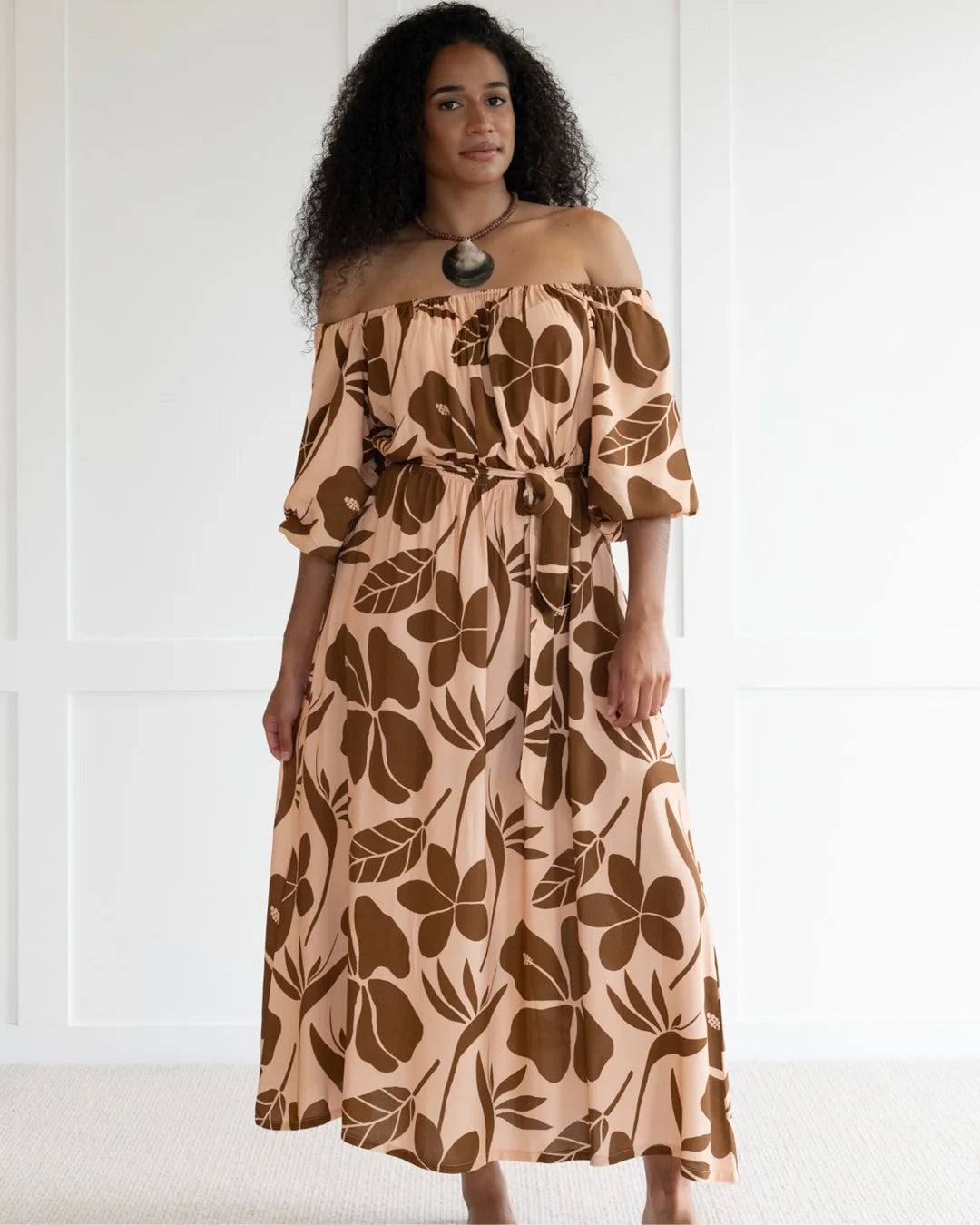 Islakoko Zendaya Women's off shoulder island dress: Bird of Paradise