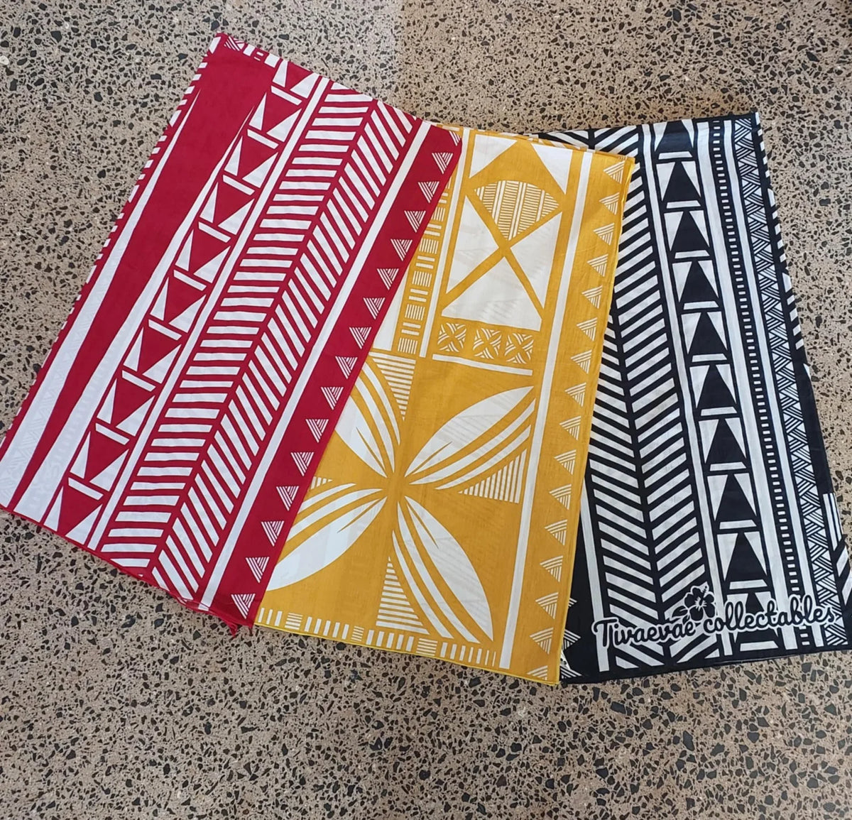 Black and white Motif Pareu (Sarong/Lava-lava) by Remiah Chanelle