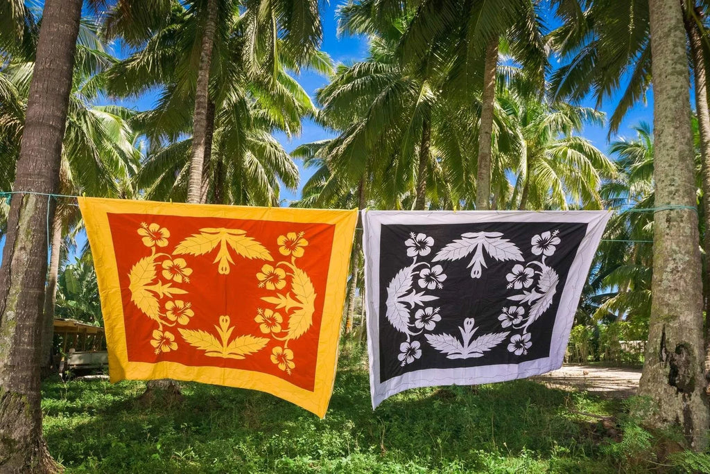'Nikao' Red with Yellow Hibiscus Tivaevae Bed Cover